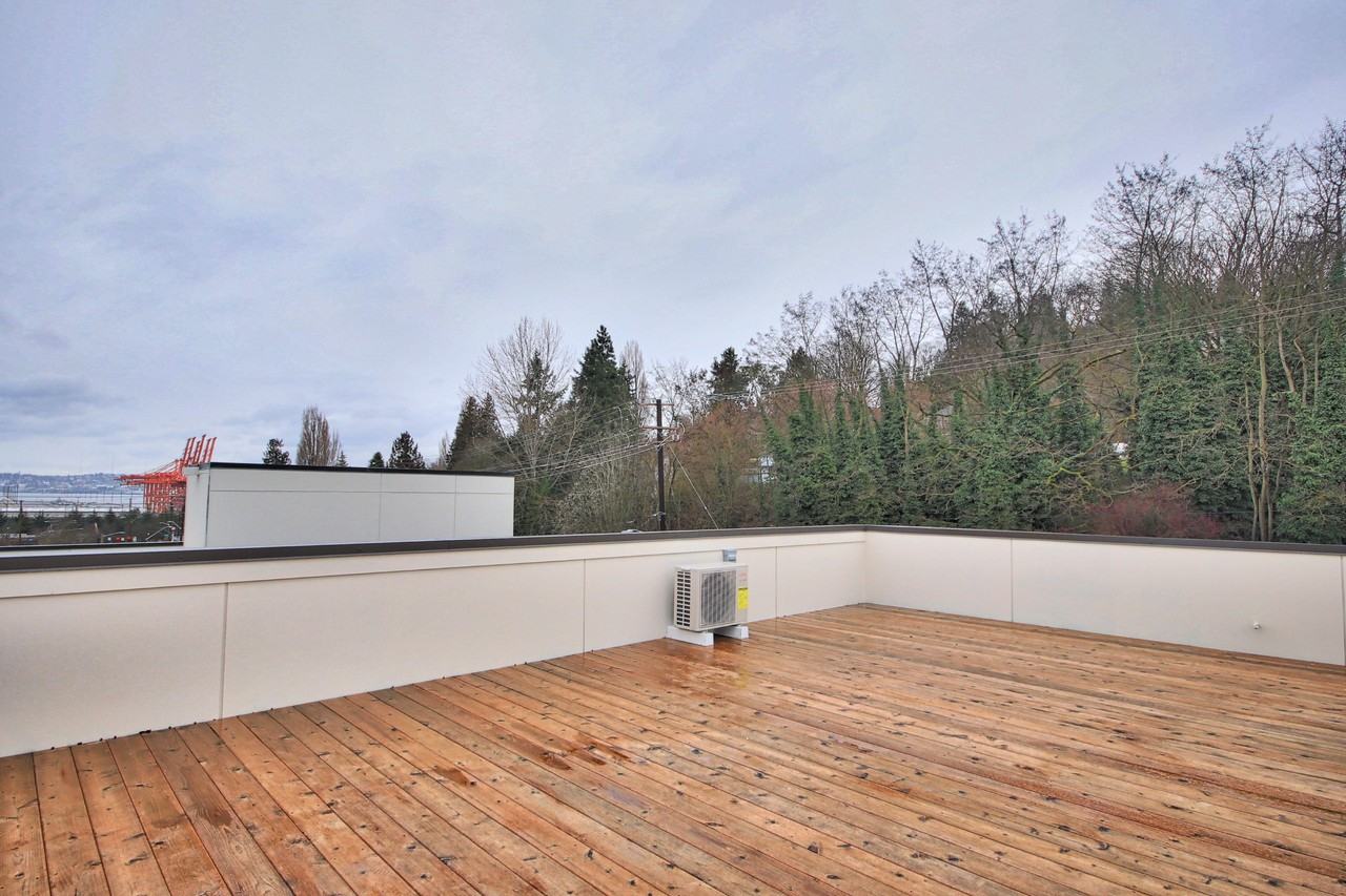 Delridge Way Sw - Photo 3 of 10