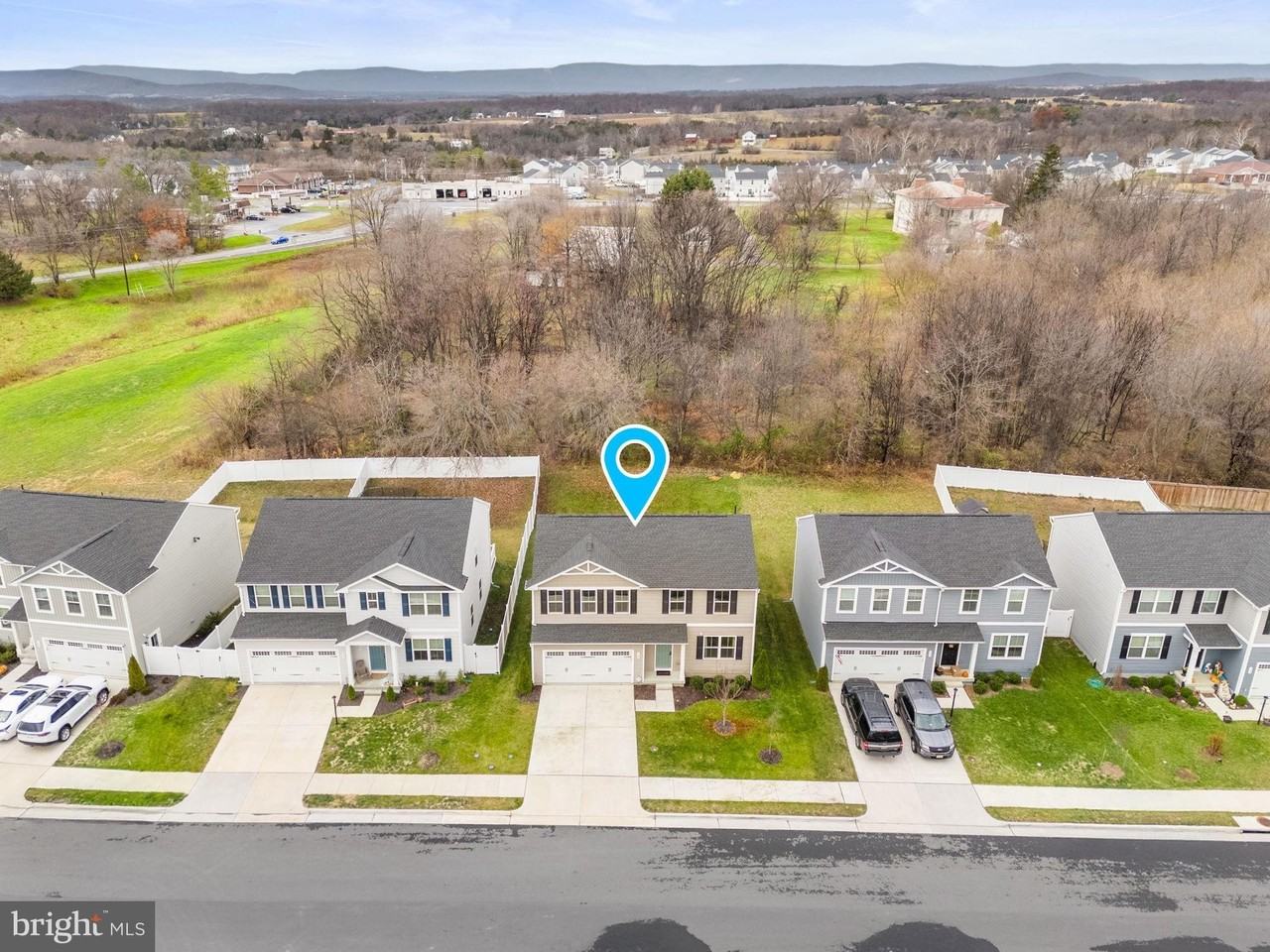 129 Birmingham Dr - Photo 4 of 50