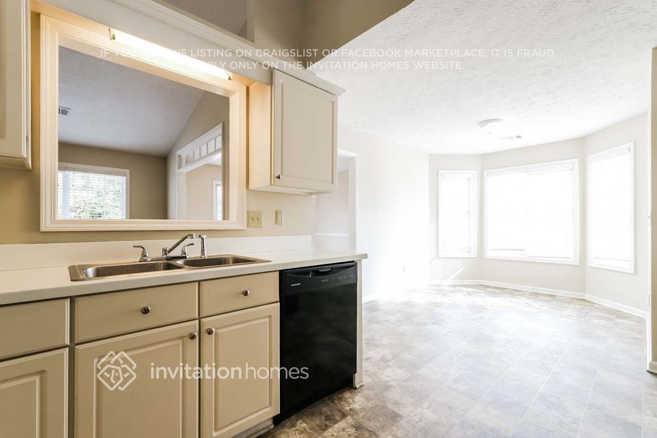 3350 Summit Place Dr - Photo 7 of 17