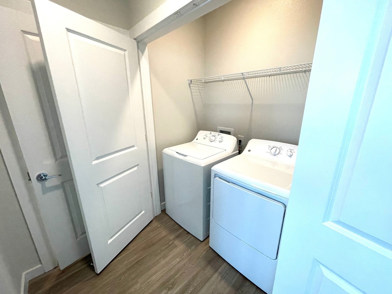 11925 Ring Dr #9304 - Photo 3 of 9