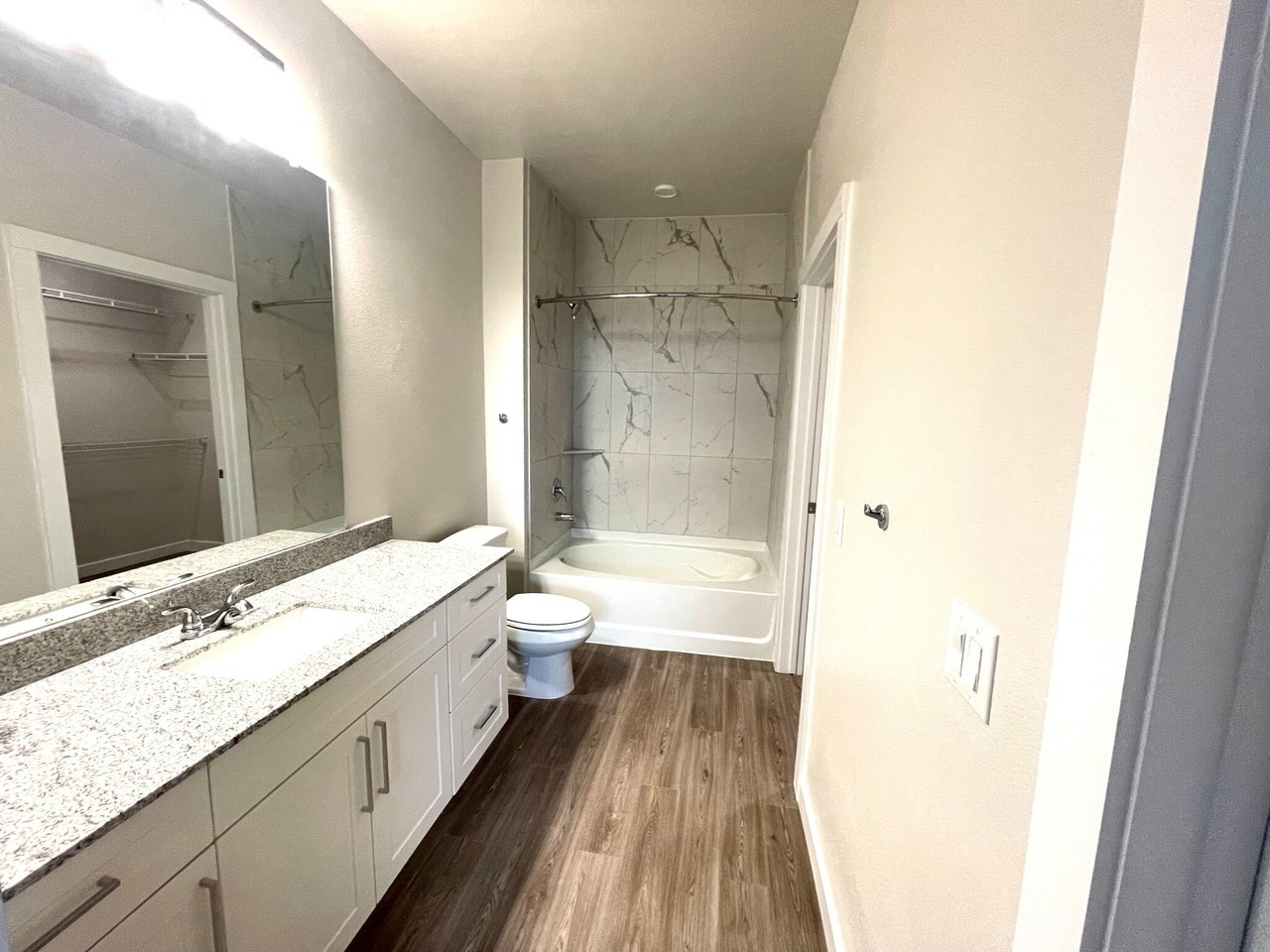11925 Ring Dr #9304 - Photo 6 of 9