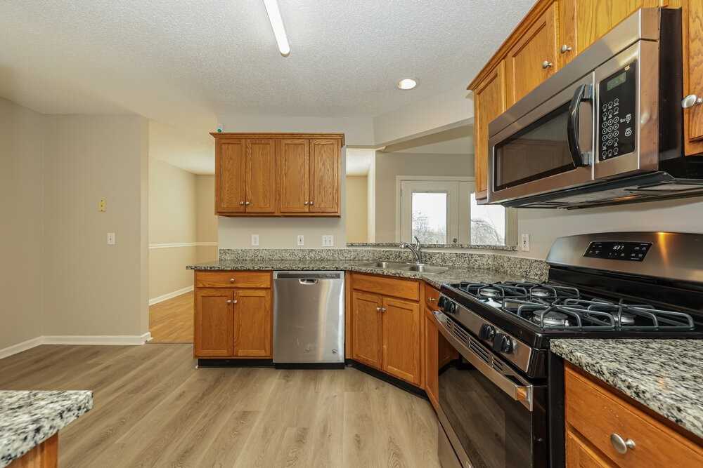 5356 Sunnyvale Dr - Photo 7 of 17