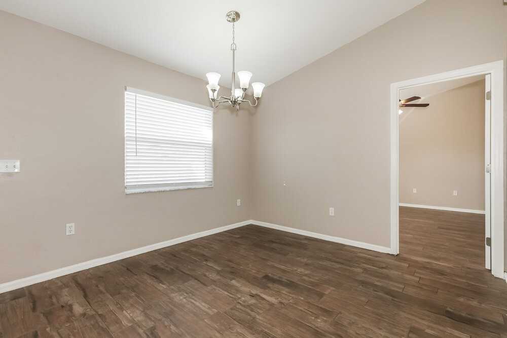 7742 Ashford Drive - Photo 5 of 16