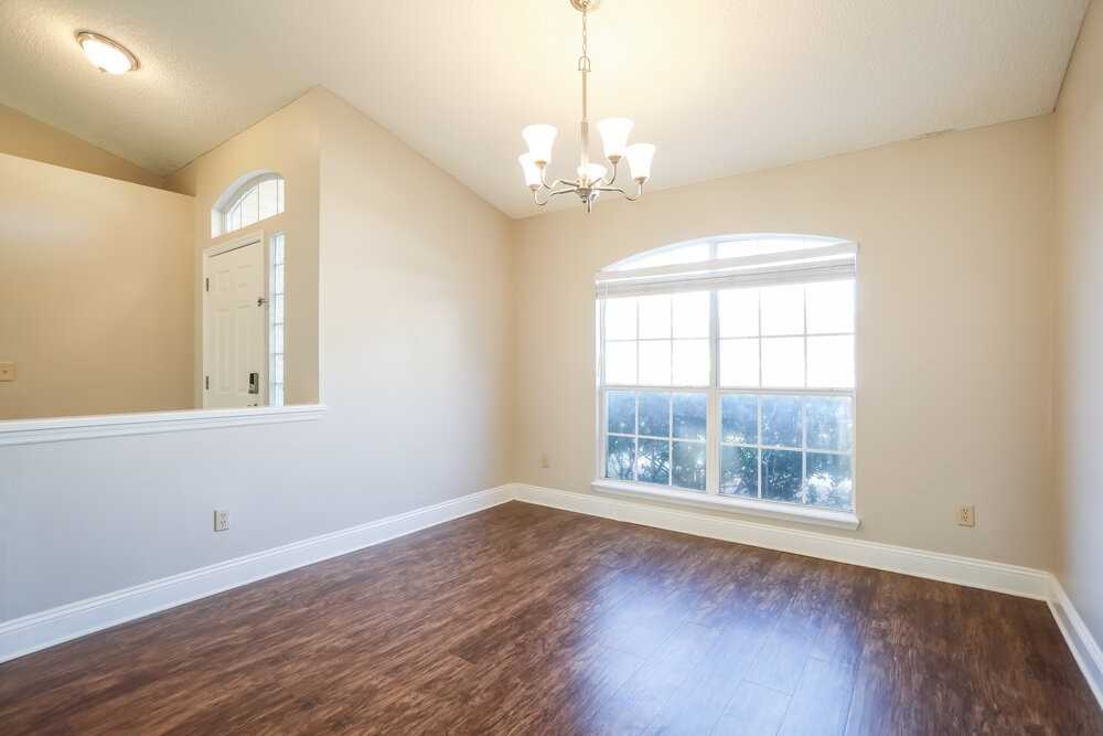 8244 International Village Dr - Photo 7 of 16