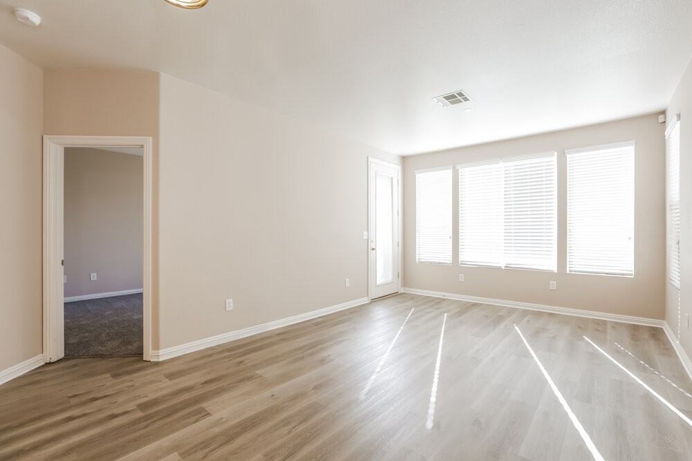 10223 Villa Arceno Ave - Photo 4 of 16