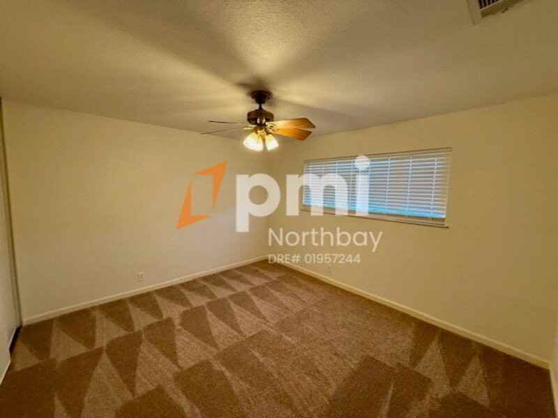 808 Spoonbill Ln - Photo 6 of 11