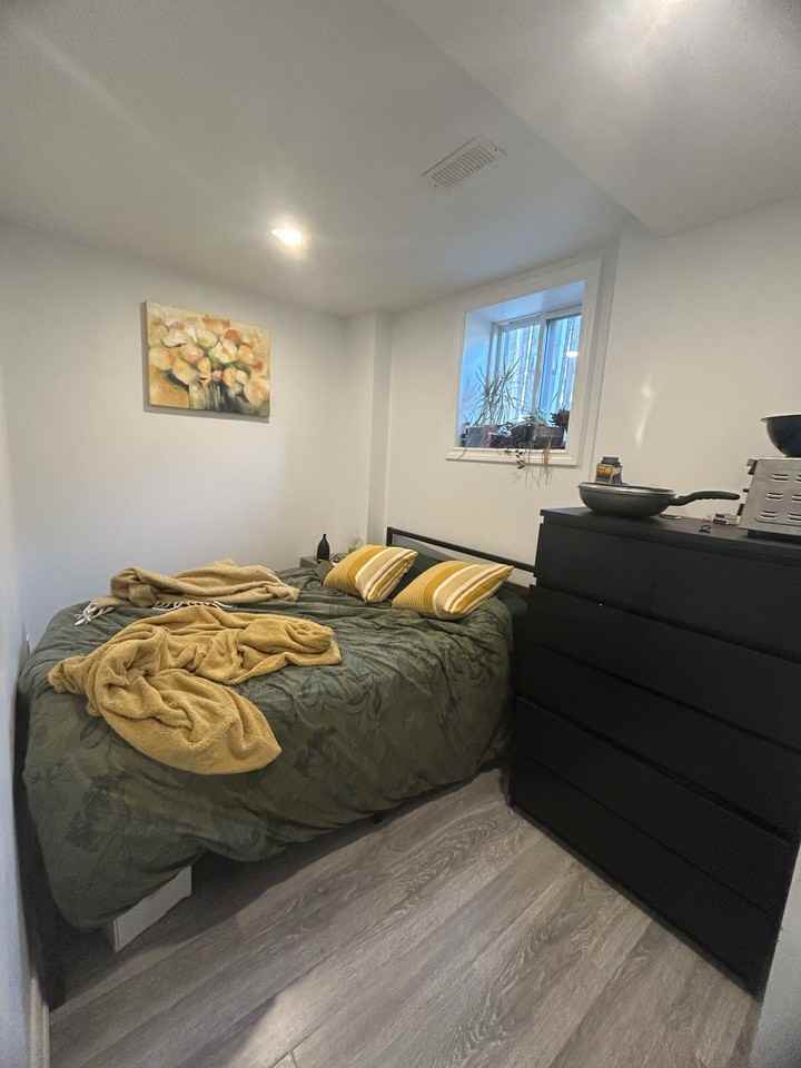 107 Sheridan Avenue - Photo 7 of 7