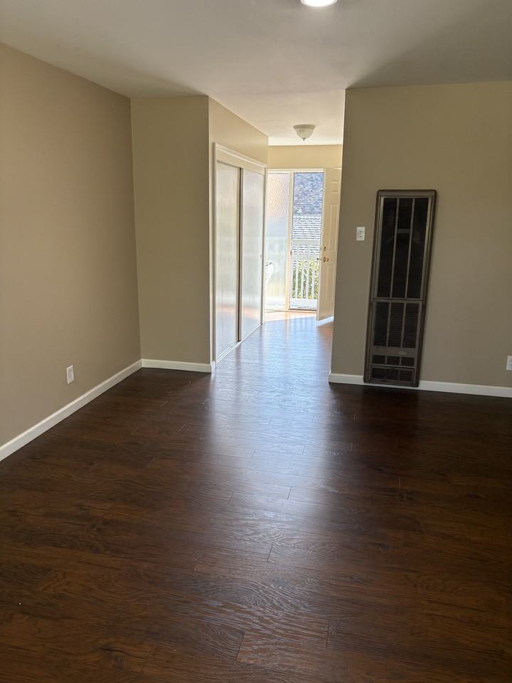 23 North Ellsworth Avenue #7 - Photo 2 of 21