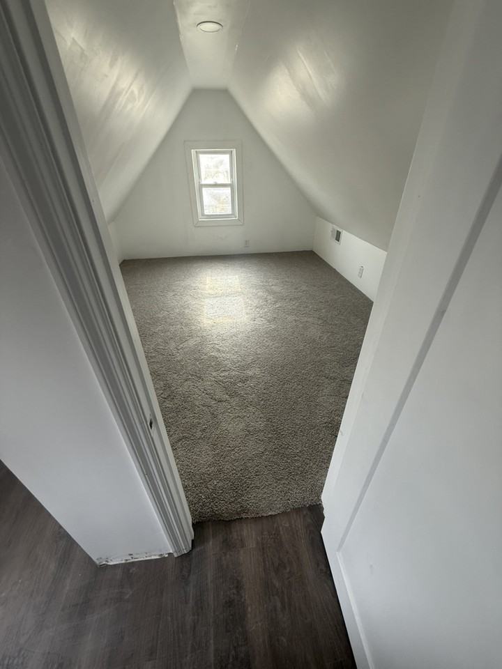 Harwood Ave - Photo 3 of 17