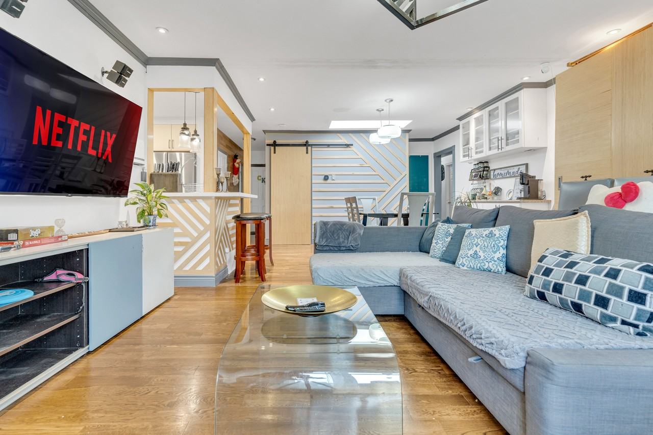 Darlingside Dr & Coronation Dr - Photo 4 of 15