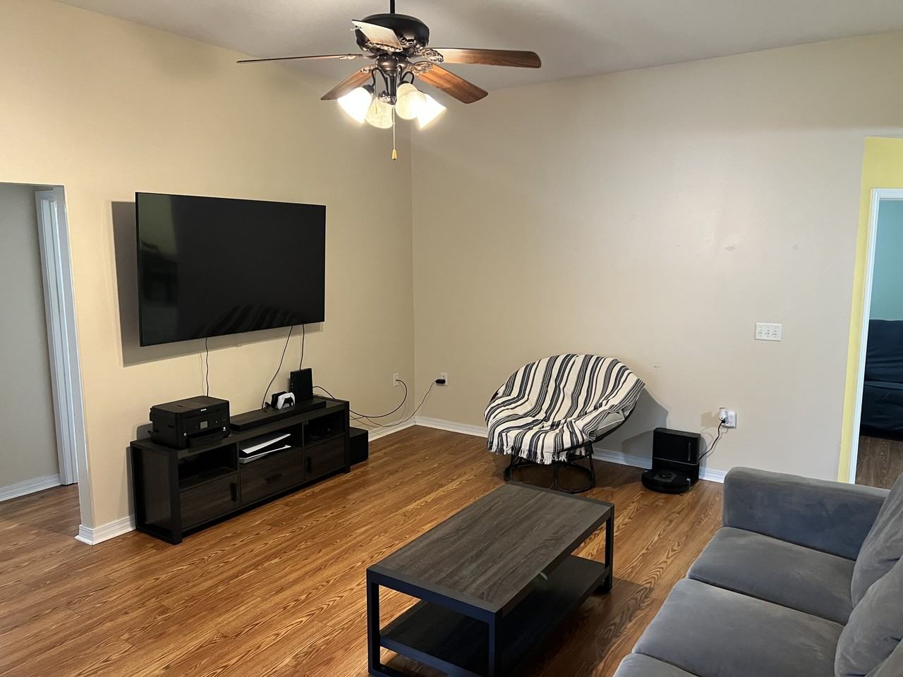 1207 Chimera Lane - Photo 4 of 24