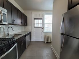 1445 West Lunt Avenue #3N - Photo 1 of 1