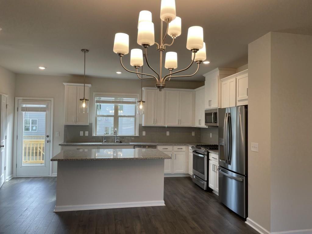 3400 Reagan Way - Photo 7 of 20