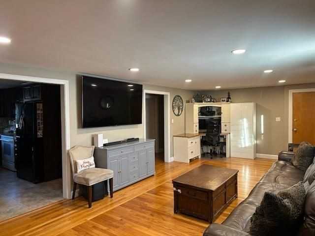 30 Pocasset Avenue ##1 - Photo 3 of 18
