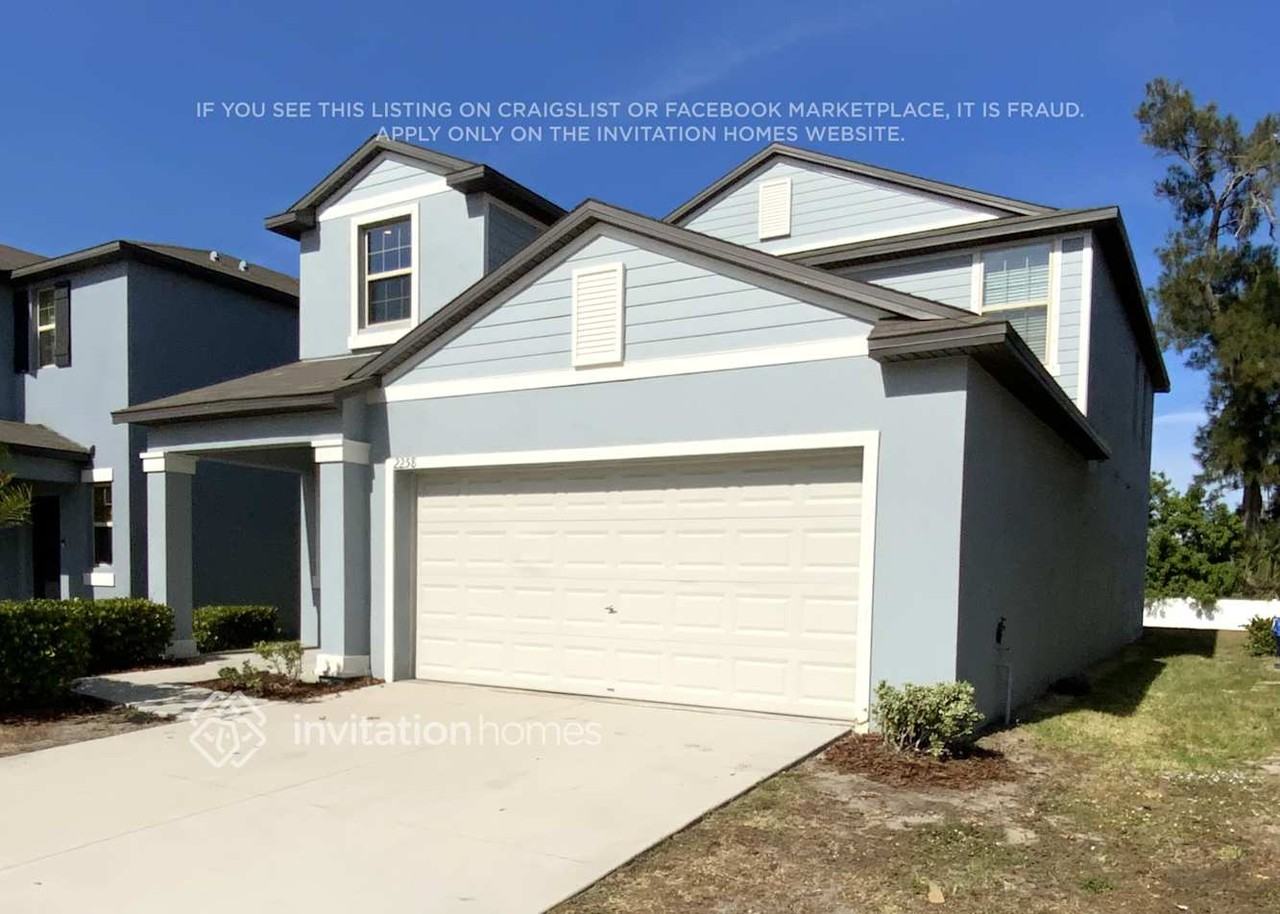 2258 Jungle Dr - Photo 2 of 16