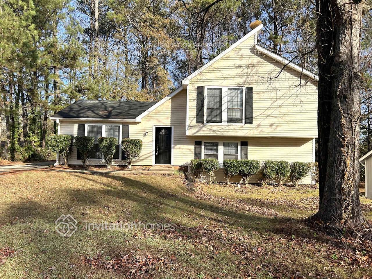 2413 Leslie Brook Drive