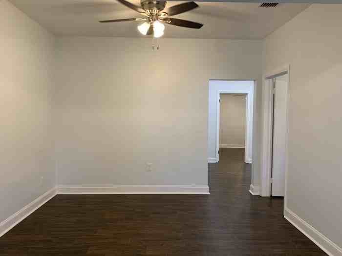 310 Sw 2nd Ave - Photo 6 of 24