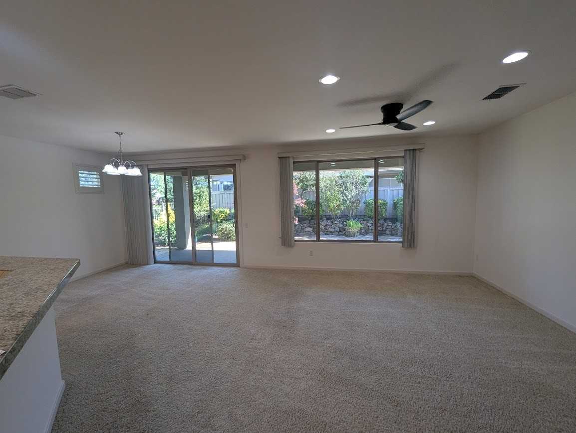 205 Farallon Ct #NA - Photo 3 of 9