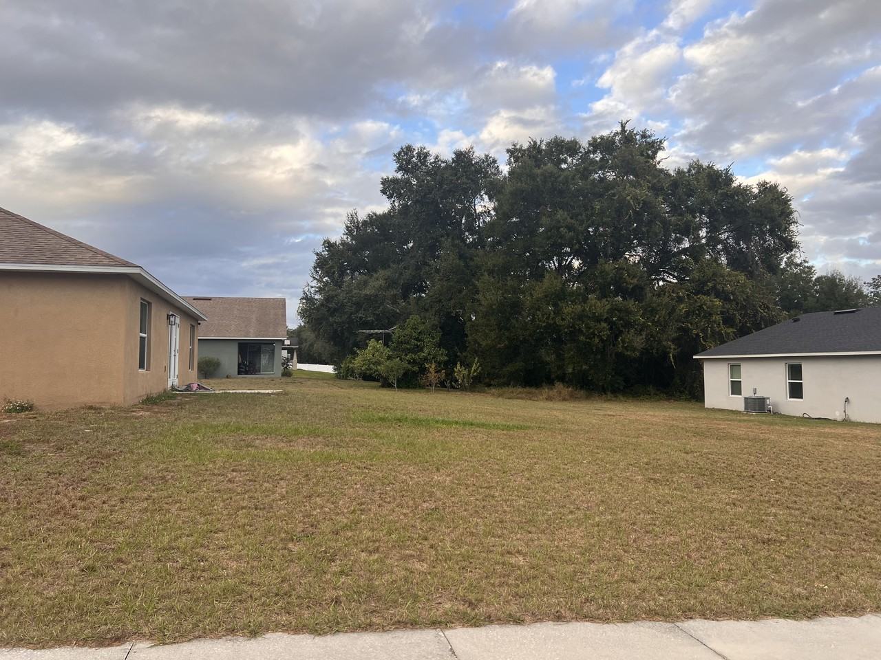 1500 Kayuni Dr #NA - Photo 4 of 7