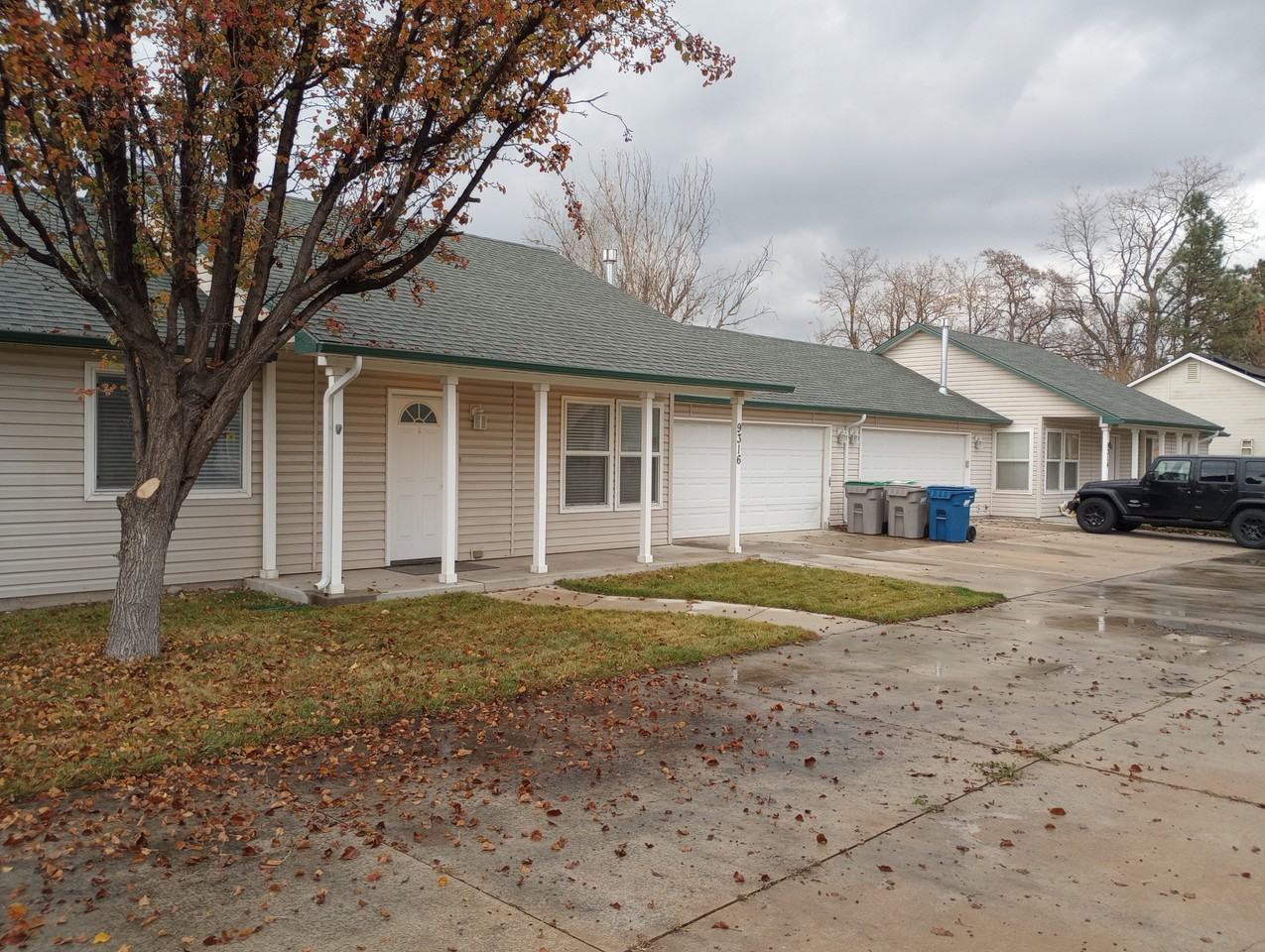 9316 West Cory Lane #NA - Photo 2 of 18