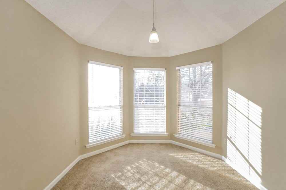 5780 Lancaster Drive - Photo 7 of 16