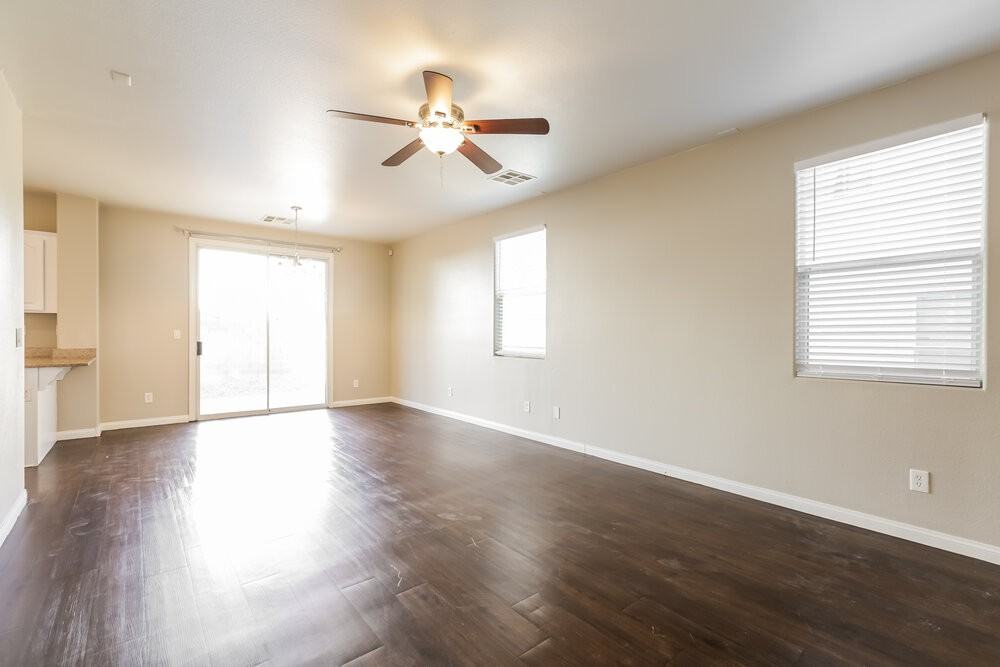 6404 Frosted Dawn Court - Photo 4 of 17