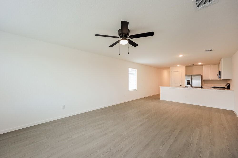 1842 Musk Rose - Photo 5 of 16