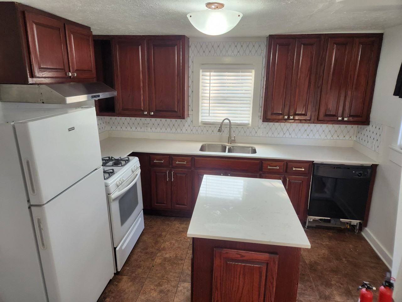 1182 Navasota St #NA - Photo 3 of 16