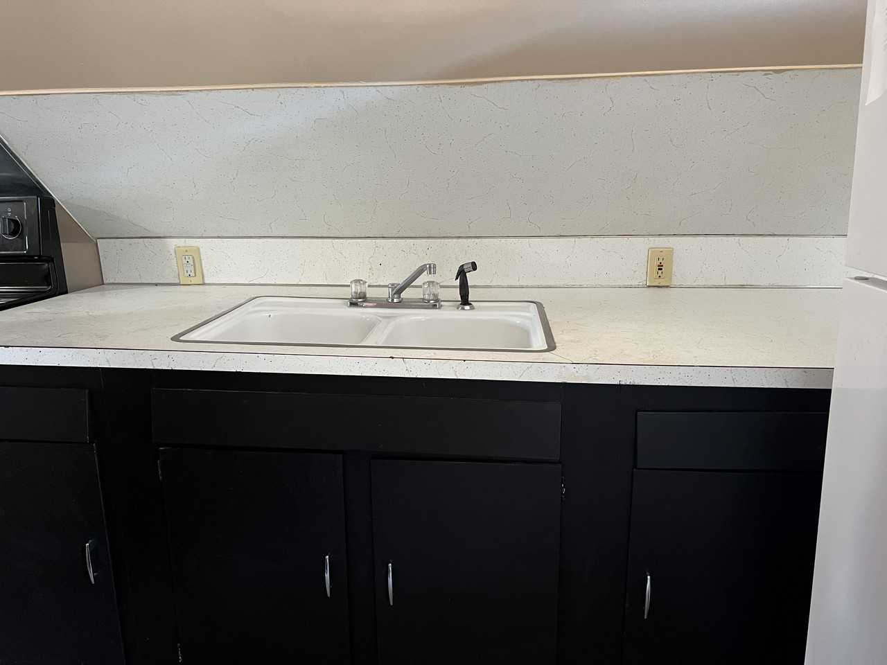 9 S Main St #3 - Photo 3 of 9