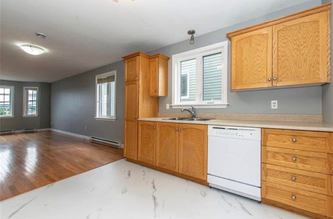 590 Empire Avenue #1 - Photo 5 of 10