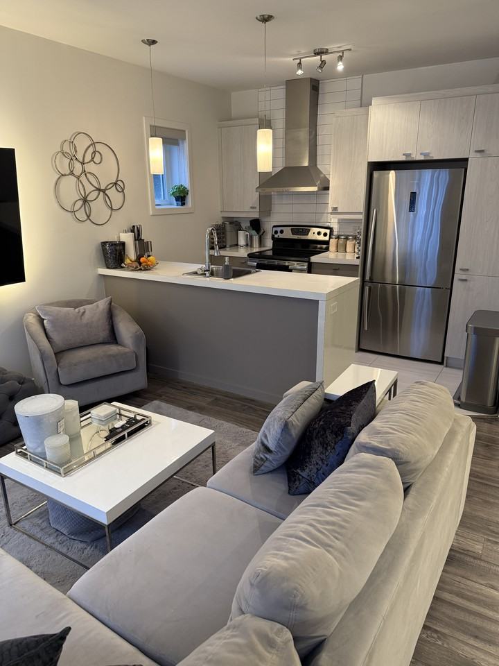 2333 Rue Marcel-Trudel - Photo 3 of 10