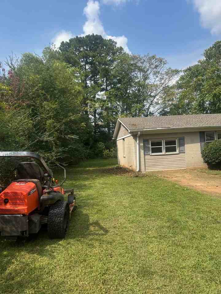 3303 Howard St Nw - Photo 4 of 43