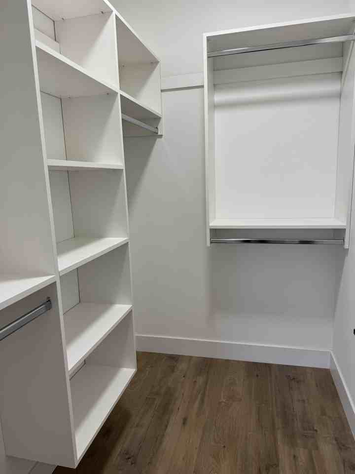 163 175A St - Photo 7 of 12