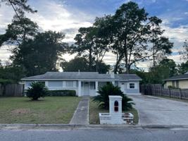 featured image of 8505 Lyn Avenue