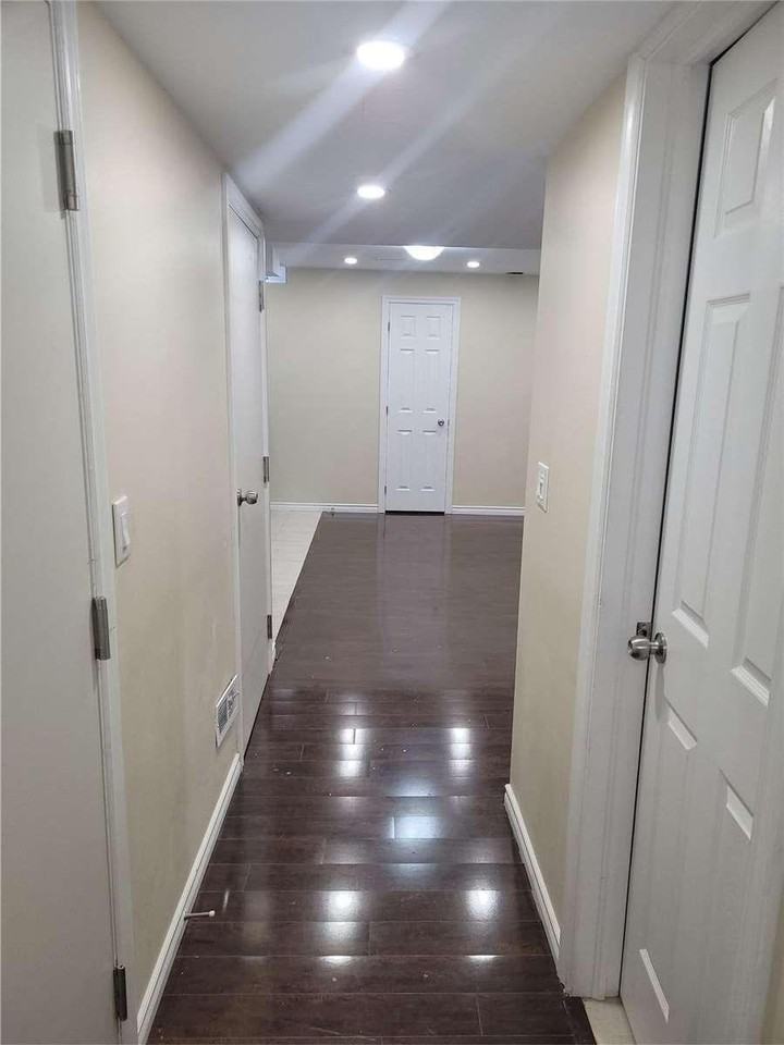 14 Whitbread Crescent - Photo 6 of 10