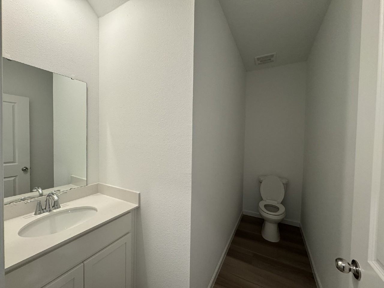 583 Holly Lakes Dr - Photo 2 of 11