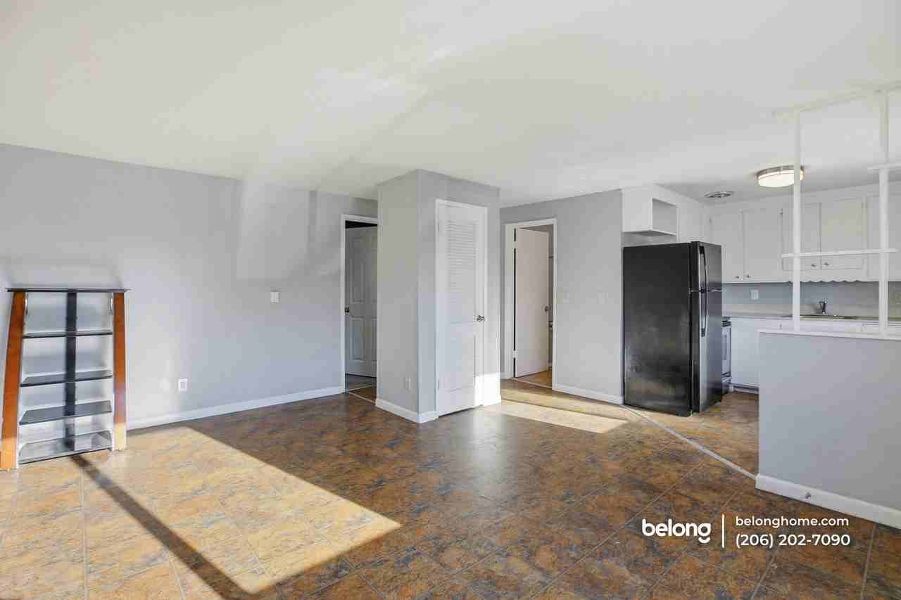 20024 30th Ave S #N5 - Photo 6 of 15