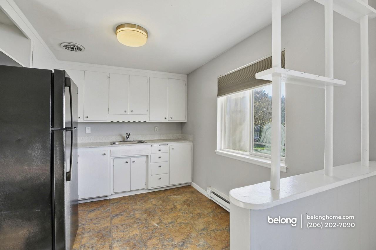 20024 30th Ave S #N5 - Photo 7 of 15