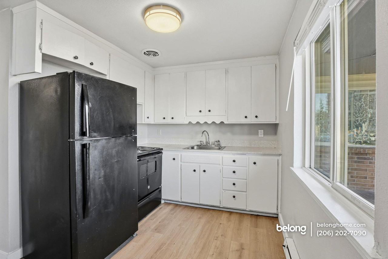 20036 30th Ave S #S9 - Photo 6 of 16