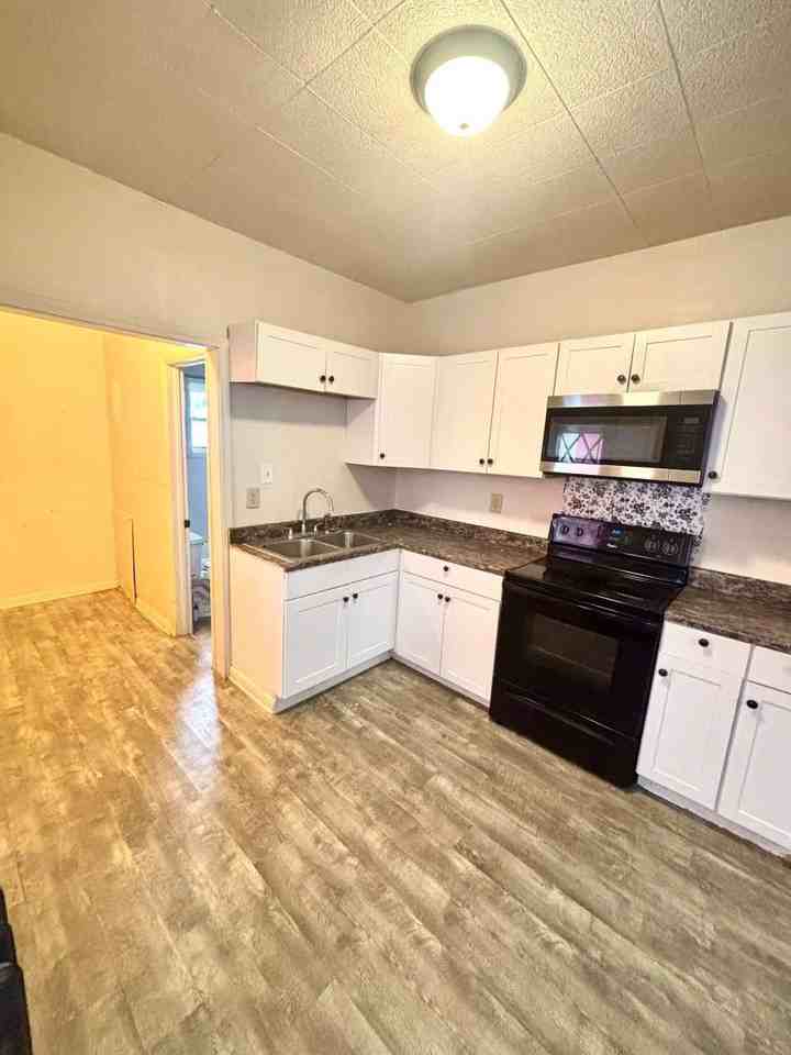14 Ruby Street #1 - Photo 2 of 10
