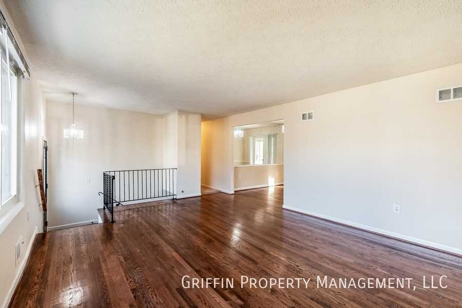 5405 San Juan Dr - Photo 3 of 15