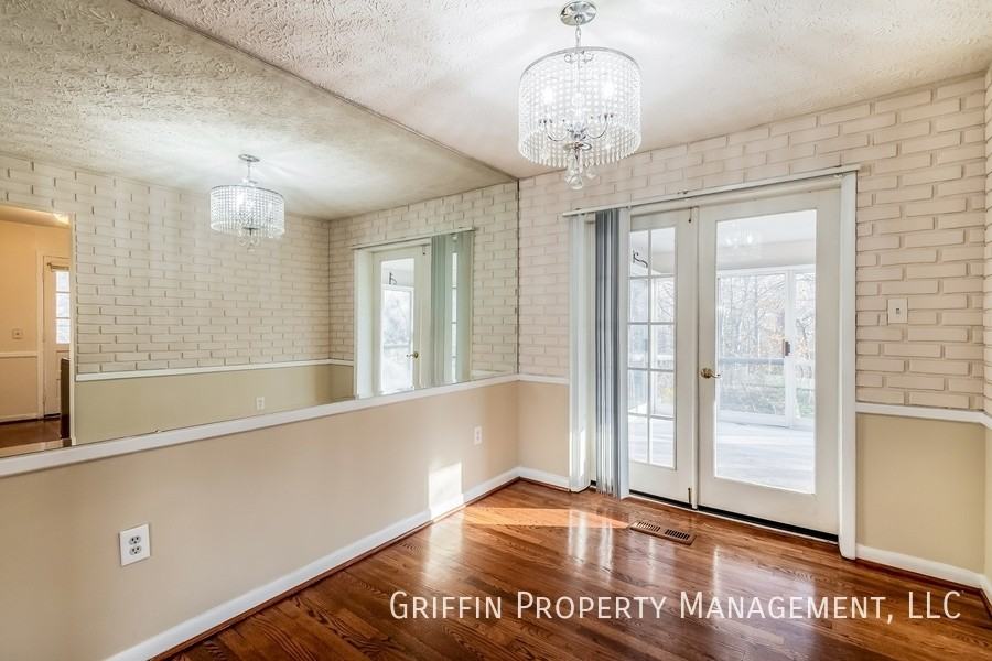 5405 San Juan Dr - Photo 5 of 15