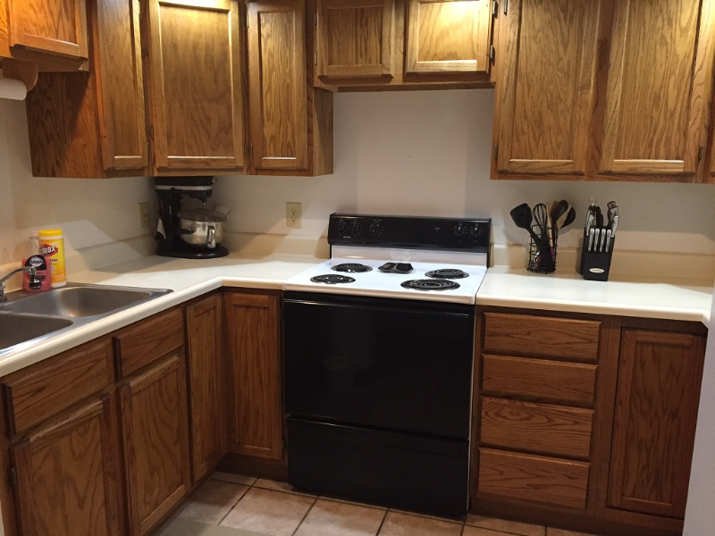 623 E University Ave #B - Photo 4 of 9