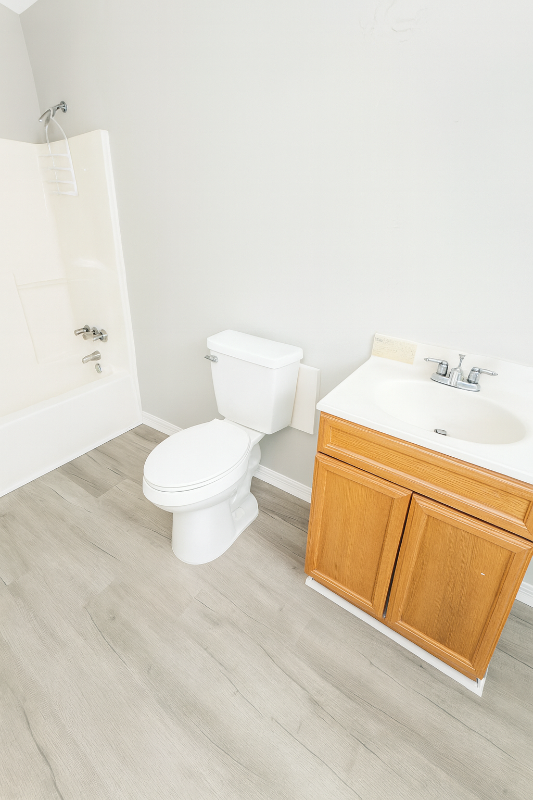 431 West Raleigh Boulevard #101 - Photo 5 of 6