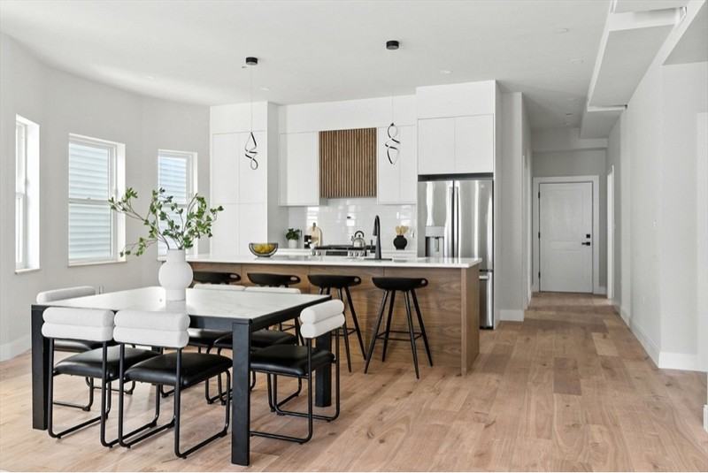 34 Woodford St #1 - Photo 2 of 17