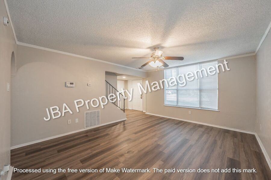 1754 Farleigh Court #1754F - Photo 3 of 26