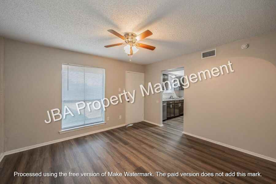 1754 Farleigh Court #1754F - Photo 5 of 26