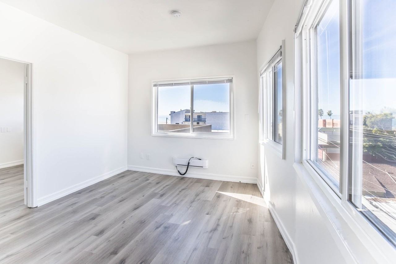 39 Sunset Avenue #405 - Photo 5 of 9