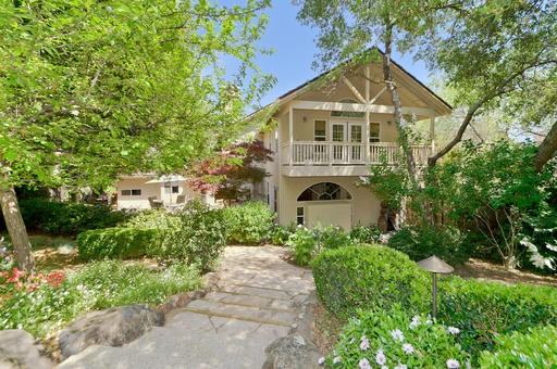 123 Tomlinson Dr - Photo 2 of 25