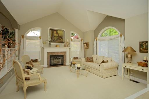 123 Tomlinson Dr - Photo 3 of 25